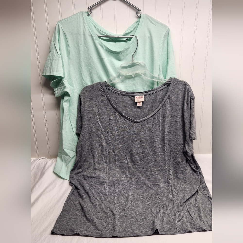 Set of short sleeved tees, XL